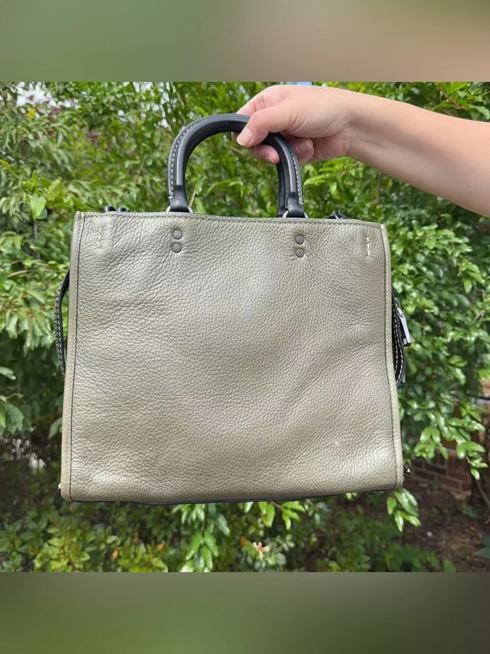 Coach Pebbled Leather Rogue Bag 30 （38124）